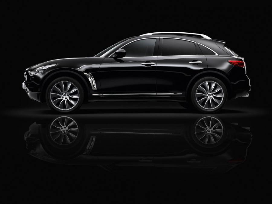 Infiniti FX Black & White '2013